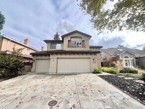 3040 Prado Ln in Davis, CA - Building Photo - Building Photo