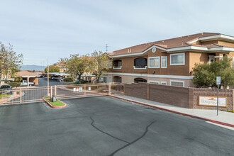 Horizon Hills in Henderson, NV - Building Photo - Building Photo