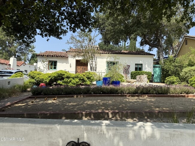 1979 Allen Ave in Altadena, CA - Building Photo - Building Photo