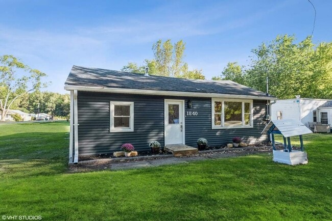 property at 1840 E Main St