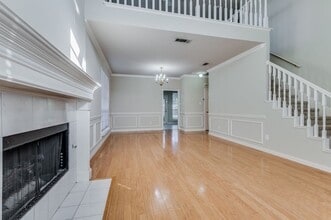 3147 Waterside Dr in Arlington, TX - Building Photo - Building Photo