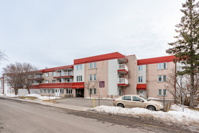 2223 Du Rail St in Lévis, QC - Building Photo - Building Photo