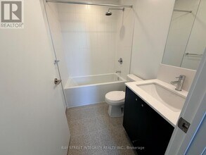 30 Dreamers Wy in Toronto, ON - Building Photo - Building Photo