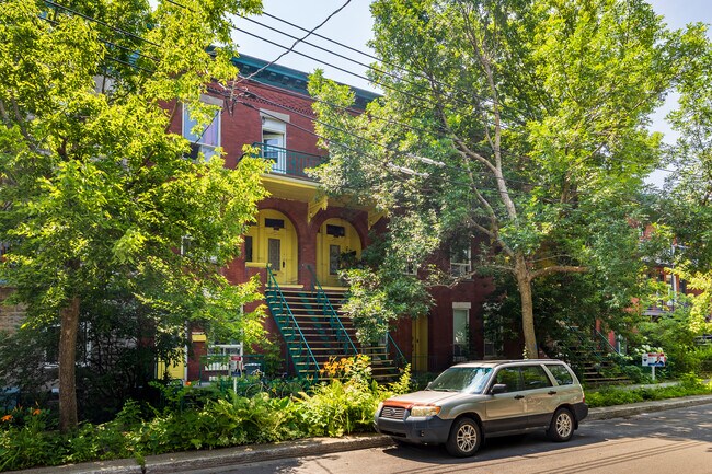 4298-4318 Garnier in Montréal, QC - Building Photo - Building Photo