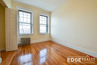 1874 Commonwealth Ave, Unit 2 in Boston, MA - Building Photo - Building Photo