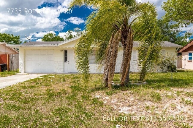 7735 Rottingham Rd in Port Richey, FL - Building Photo - Building Photo