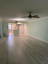 1260 Sugar Sands Blvd, Unit 206 in Riviera Beach, FL - Building Photo - Building Photo