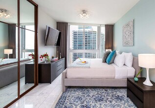 485 Brickell Ave in Miami, FL - Building Photo - Building Photo