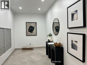 360 Deschâtelets Ave. in Ottawa, ON - Building Photo - Building Photo