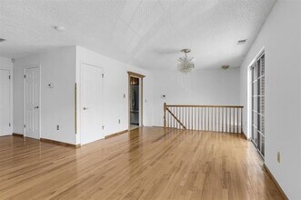 6 Walnut St in Jersey City, NJ - Building Photo - Building Photo