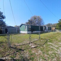 10262 Roadway Dr in Jacksonville, FL - Building Photo