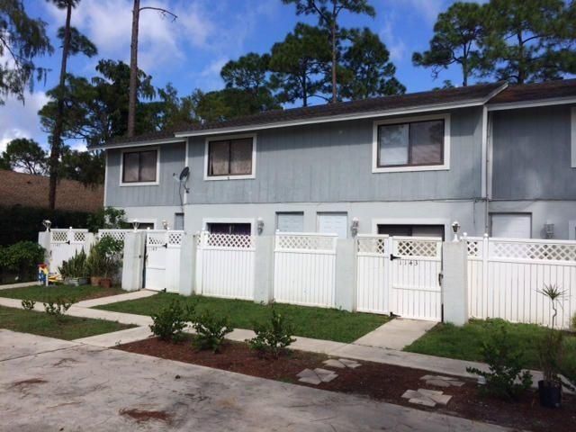 1141 Goldenrod Rd in Wellington, FL - Building Photo