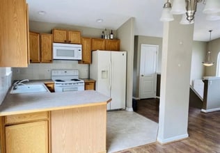 4928 E 14th Ave in Spokane Valley, WA - Foto de edificio - Building Photo