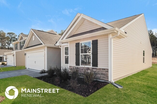 205 Indian Summer St in Zebulon, NC - Building Photo - Building Photo