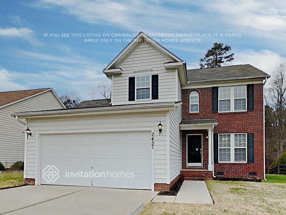 2457 Acadia Ct in Kannapolis, NC - Building Photo