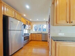 44-46-46 Madison Ave in Newton, MA - Building Photo - Building Photo