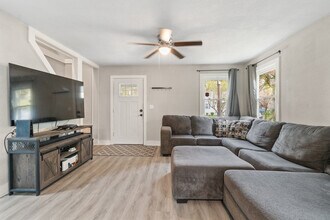 1205 Warwick Ave in Norfolk, VA - Building Photo - Building Photo