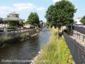 332 W Broadway in Waukesha, WI - Building Photo - Building Photo