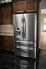 42 Clarewood Dr in Hastings On Hudson, NY - Building Photo - Building Photo