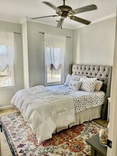 1006 Highgrove Dr in Chapel Hill, NC - Building Photo - Building Photo