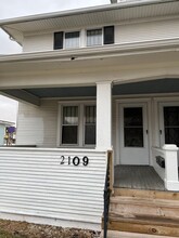 2107-2109 Olive St in Cedar Falls, IA - Building Photo - Building Photo