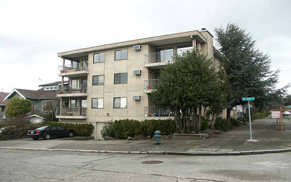 7201 6th Ave NE in Seattle, WA - Building Photo - Building Photo