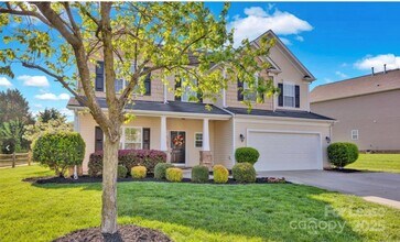 6115 The Meadows Ln in Harrisburg, NC - Building Photo - Building Photo