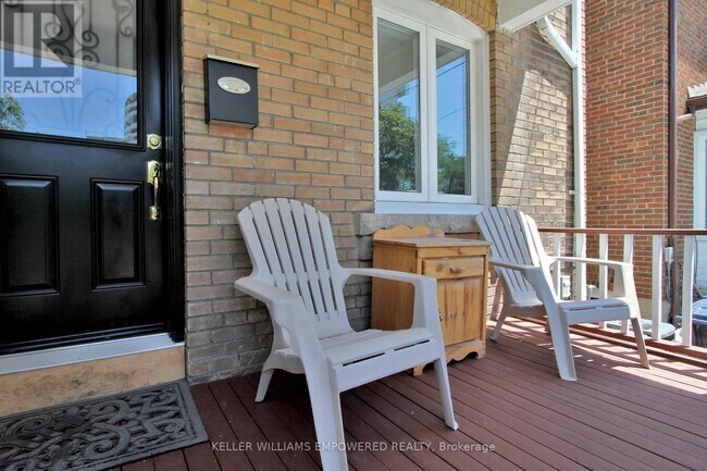 51 Rawlinson Ave in Toronto, ON - Building Photo - Building Photo