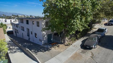 3827 Evans St in Los Angeles, CA - Building Photo - Building Photo