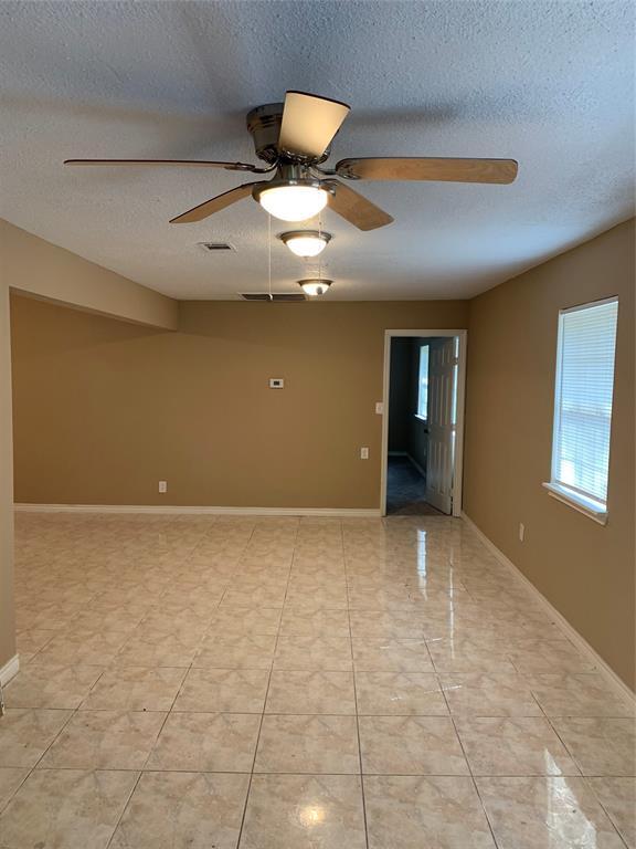 7210 Wileyvale Rd in Houston, TX - Foto de edificio - Building Photo