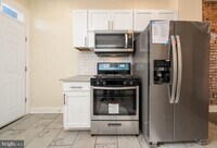 527 E 27th St photo'