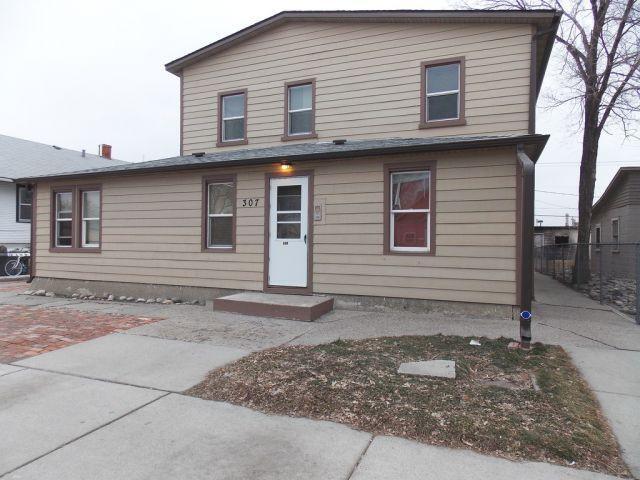 property at 307 S 28th St