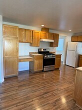 61440 Elkhorn St in Bend, OR - Building Photo - Building Photo