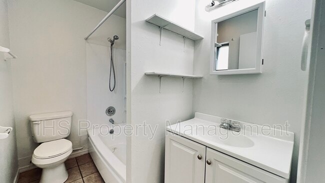 1526 W 4th Ave in Kennewick, WA - Building Photo - Building Photo