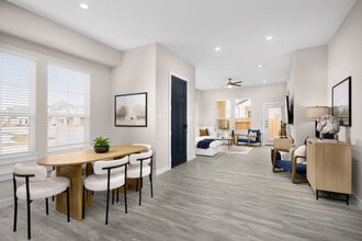 Tricon Peek Road in Katy, TX - Foto de edificio - Building Photo