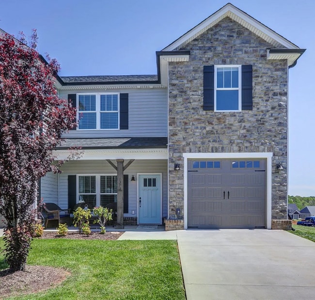 property at 1373 Glade Spgs Blvd