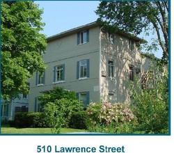 Bartonbrook U of M Student Housing in Ann Arbor, MI - Foto de edificio - Building Photo