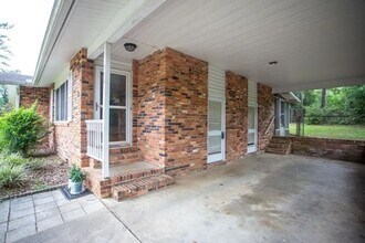902 Maplewood Ave in Tallahassee, FL - Building Photo - Building Photo