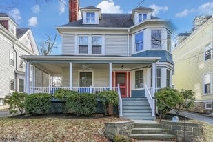 12 Wetmore Ave in Morristown, NJ - Building Photo