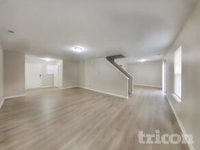 515 Dry Creek Cir in Indianapolis, IN - Building Photo - Building Photo