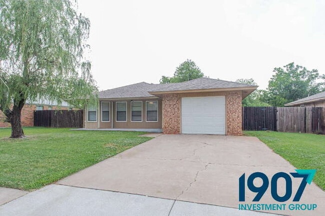 913 SE 15th St in Moore, OK - Building Photo - Building Photo