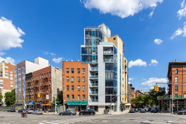 220 St Nicholas Ave in New York, NY - Building Photo - Building Photo