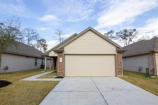3281 East Chunk Dr in Conroe, TX - Building Photo - Building Photo