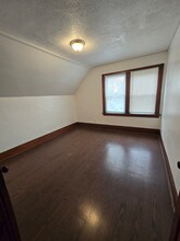3600 N Port Washington Ave in Milwaukee, WI - Foto de edificio - Building Photo