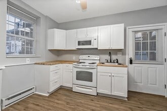 301 W Wilkes Barre St in Easton, PA - Building Photo - Building Photo