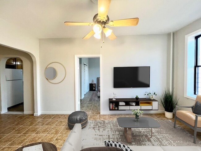 315 56th St in West New York, NJ - Foto de edificio - Building Photo