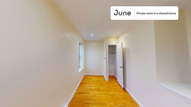 Private bedroom in 4 bed/1 bath Home in New York, NY - Building Photo - Building Photo