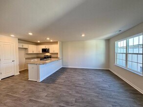 149 Tributary Wy in Fuquay Varina, NC - Building Photo - Building Photo