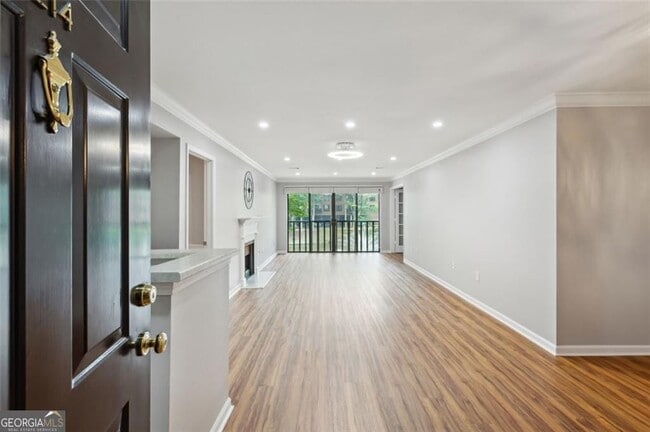 23214 Plantation Dr NE in Atlanta, GA - Building Photo - Building Photo