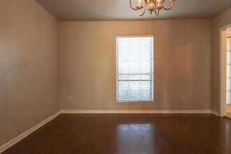 5725 Townhouse Ln in Beaumont, TX - Building Photo - Building Photo